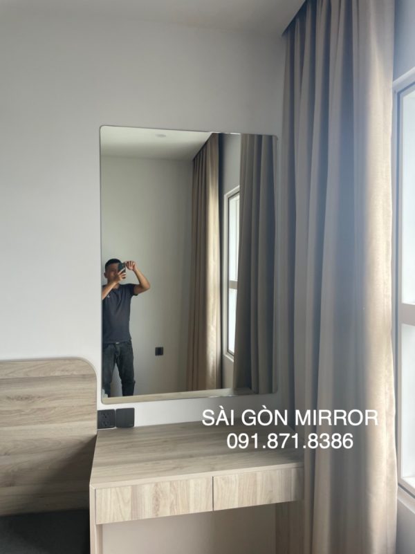 Gương bàn trang điểm dán tường TPHCM