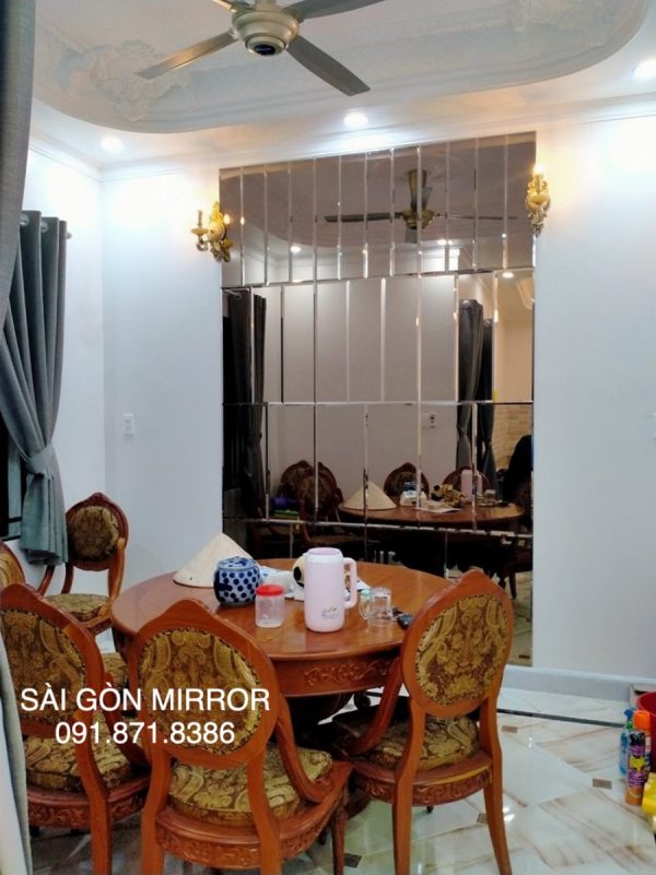 Gương trang trí dán tường phòng ăn, bàn ăn tại TPHCM