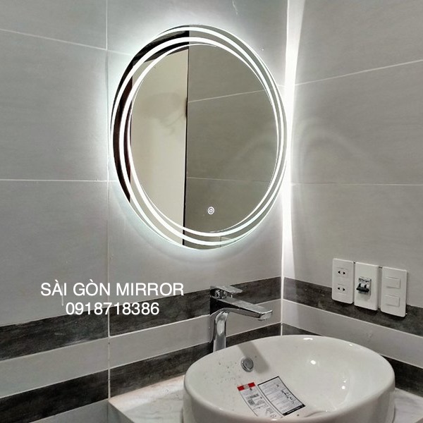 Gương tròn treo tường nhà tắm có đèn led TPHCM